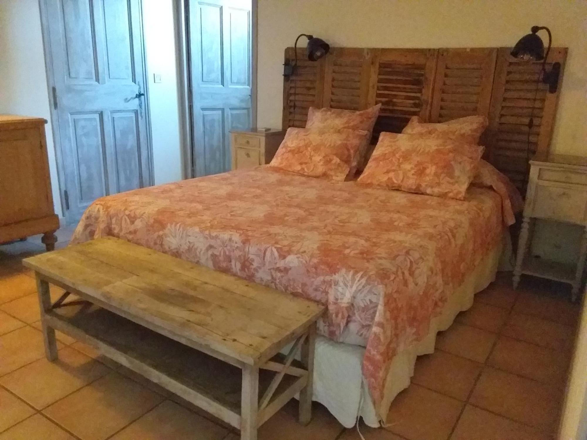 Chambre Pour 2 Personnes Avec Salle De Bain Privee Tourves Екстериор снимка